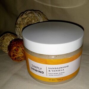 Bath and‎ Body Works SANDALWOOD & VANILLA Salt Body Scrub Fresh Start